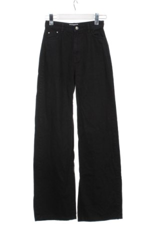 Blugi de femei Bershka, Mărime XXS, Culoare Negru, Preț 47,24 Lei, #137234355