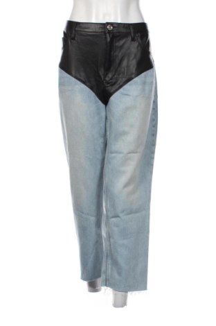 Дамски дънки Bershka, Размер XL, Цвят Многоцветен, Цена 19,43 €, #137302533
