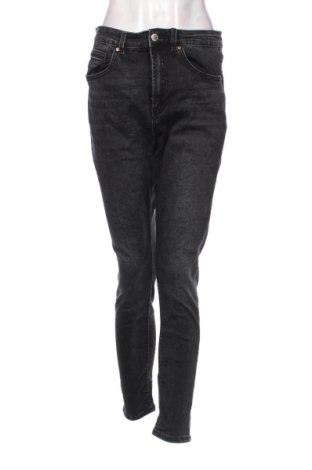 Blugi de femei Stradivarius, Mărime L, Culoare Negru, Preț 83,99 Lei, #137326506