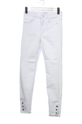 Blugi de femei Mohito, Mărime XS, Culoare Alb, Preț 82,36 Lei, #137336194