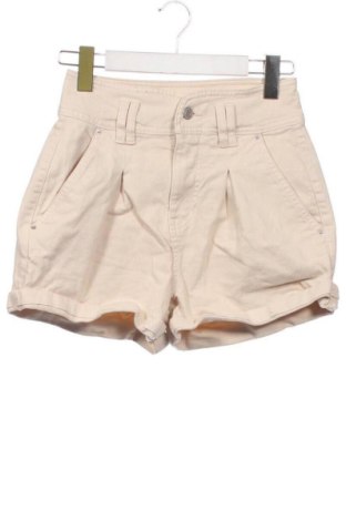 Pantaloni scurți de femei Clockhouse, Mărime XS, Culoare Ecru, Preț 42,99 Lei, #137183007