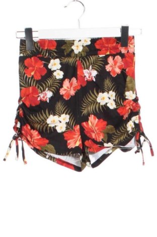 Pantaloni scurți de femei Terranova, Mărime XS, Culoare Multicolor, Preț 69,00 Lei, #137277937