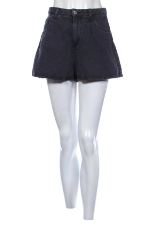 Pantaloni scurți de femei Bershka, Mărime S, Culoare Gri, Preț 57,74 Lei, #137279478