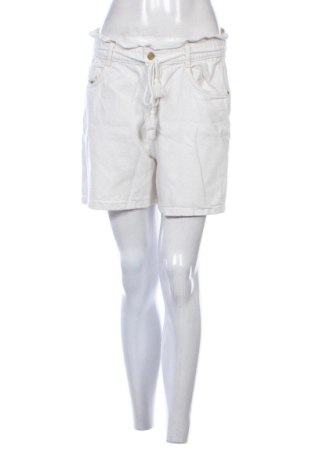 Pantaloni scurți de femei Sinsay, Mărime M, Culoare Alb, Preț 47,24 Lei, #137282931