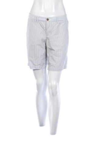 Pantaloni scurți de femei H&M L.O.G.G., Mărime M, Culoare Multicolor, Preț 39,00 Lei, #137294441