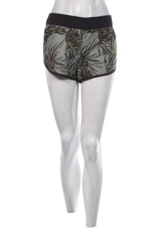 Pantaloni scurți de femei Hurley, Mărime XL, Culoare Multicolor, Preț 136,00 Lei, #137296073