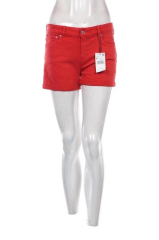Pantaloni scurți de femei Mango, Mărime M, Culoare Roșu, Preț 105,56 Lei, #137322733