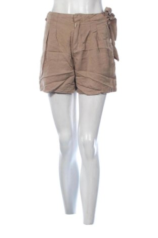 Pantaloni scurți de femei Vero Moda, Mărime S, Culoare Bej, Preț 36,59 Lei, #137323132