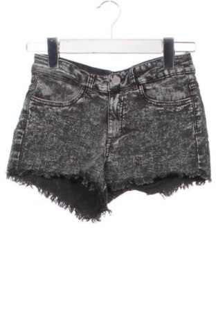 Дамски къс панталон H&M, Размер S, Цвят Сив, Цена 8,00 €, #137276765