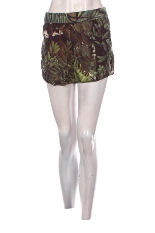 Pantaloni scurți de femei Weekday, Mărime S, Culoare Multicolor, Preț 50,84 Lei, #137203990