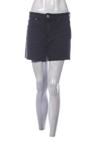 Pantaloni scurți de femei H&M, Mărime M, Culoare Negru, Preț 52,49 Lei, #137271359