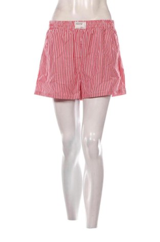 Pantaloni scurți de femei SHEIN, Mărime M, Culoare Multicolor, Preț 31,49 Lei, #137273538