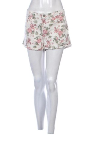 Pantaloni scurți de femei Pimkie, Mărime XL, Culoare Multicolor, Preț 61,55 Lei, #137303654