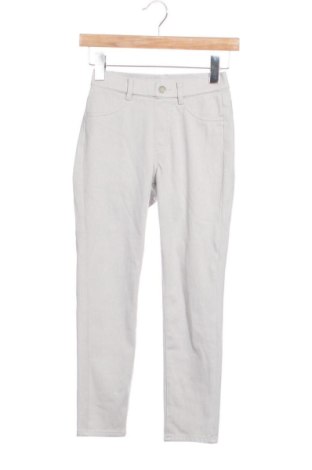 Pantaloni de femei Uniqlo, Mărime XXS, Culoare Gri, Preț 115,48 Lei, #137197481