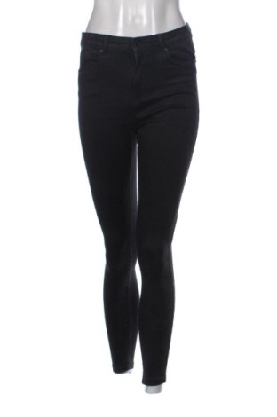 Дамски панталон Vero Moda, Размер M, Цвят Черен, Цена 14,31 €, #137273381