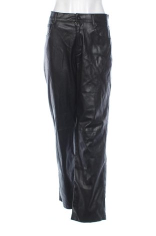 Дамски панталон Bershka, Размер L, Цвят Черен, Цена 13,33 €, #137278622