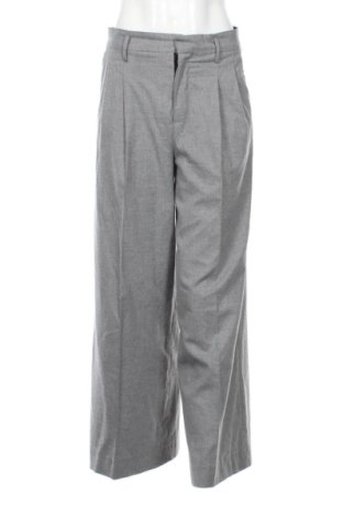Pantaloni de femei Zara, Mărime M, Culoare Gri, Preț 65,00 Lei, #137280944