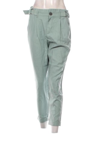 Damskie spodnie Bershka, Rozmiar M, Kolor Zielony, Cena 89,00 zł, #137287581