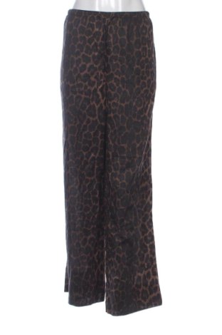 Дамски панталон H&M, Размер XL, Цвят Многоцветен, Цена 10,00 €, #137288381