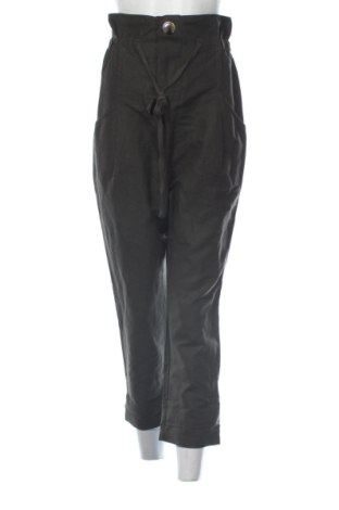 Pantaloni de femei Zara, Mărime S, Culoare Verde, Preț 101,69 Lei, #137305313