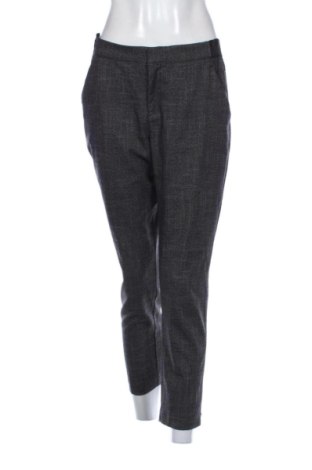 Pantaloni de femei LC Waikiki, Mărime L, Culoare Multicolor, Preț 70,00 Lei, #137309261
