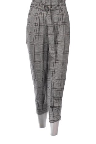 Pantaloni de femei Bershka, Mărime XXS, Culoare Multicolor, Preț 41,99 Lei, #137335237