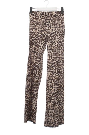 Pantaloni de femei Bershka, Mărime XS, Culoare Multicolor, Preț 94,48 Lei, #137274935