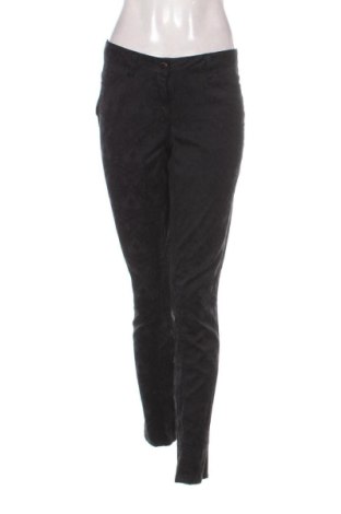 Pantaloni de femei Flame, Mărime L, Culoare Negru, Preț 27,32 Lei, #137207759