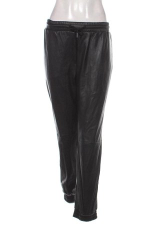 Pantaloni de femei Edited, Mărime S, Culoare Negru, Preț 73,49 Lei, #137226288