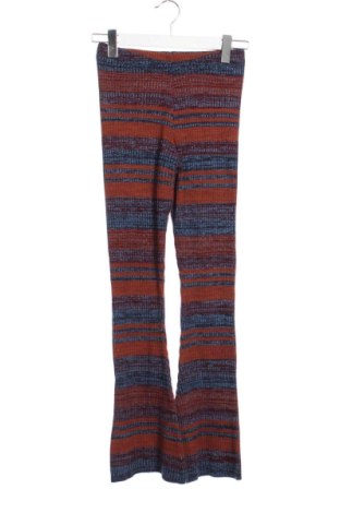 Дамски панталон Pull&Bear, Размер XS, Цвят Многоцветен, Цена 8,00 €, #137296997