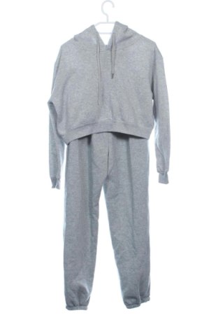 Dámská sportovní souprava. SHEIN, Velikost M, Barva Šedá, Cena  599,00 Kč, #136015045
