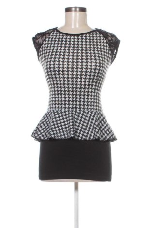 Top de femei Unbranded, Mărime S, Culoare Multicolor, Preț 68,24 Lei, #137278248