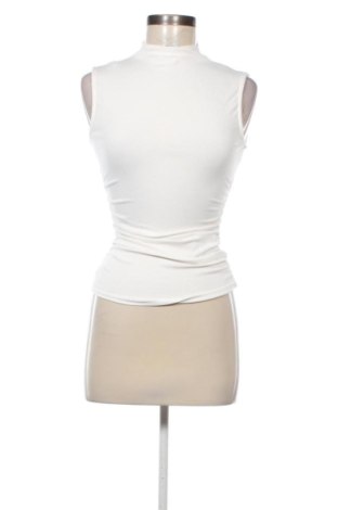 Top de femei Unbranded, Mărime XS, Culoare Alb, Preț 78,74 Lei, #137310931