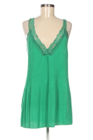 Top de femei Unbranded, Mărime M, Culoare Verde, Preț 68,24 Lei, #137327699