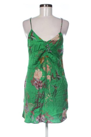 Top de femei Zara, Mărime M, Culoare Verde, Preț 57,74 Lei, #137329393