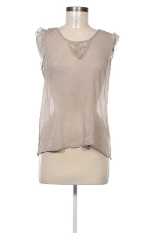Top de femei Unbranded, Mărime M, Culoare Bej, Preț 111,90 Lei, #137298996