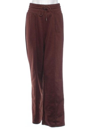 Pantaloni trening de femei SHEIN, Mărime S, Culoare Maro, Preț 35,96 Lei, #137282004