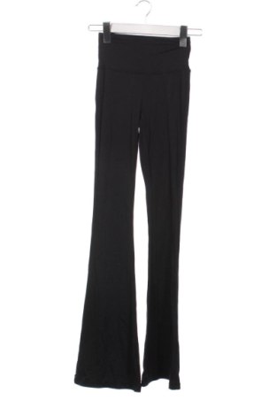 Pantaloni trening de femei Primark, Mărime XXS, Culoare Negru, Preț 50,00 Lei, #137242311