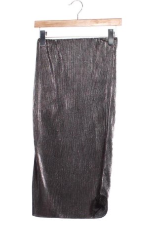 Rock Bershka, Größe XS, Farbe Silber, Preis 7,43 €, #137314054
