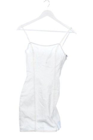 Рокля H&M, Размер XS, Цвят Бял, Цена 11,75 €, #137223192