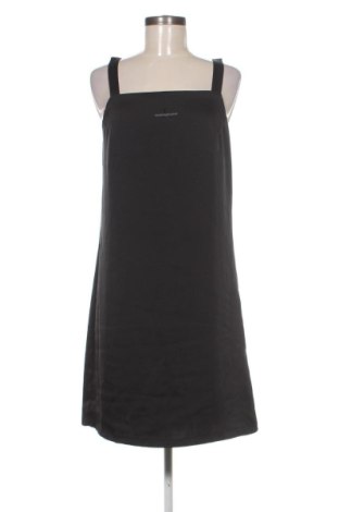 Rochie Calvin Klein Jeans, Mărime M, Culoare Negru, Preț 225,71 Lei, #137279009