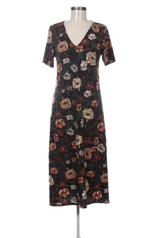 Rochie Pull&Bear, Mărime M, Culoare Multicolor, Preț 73,49 Lei, #137284089