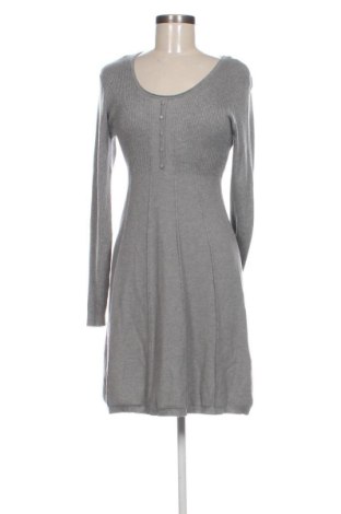 Rochie Fransa, Mărime S, Culoare Gri, Preț 54,55 Lei, #137287839