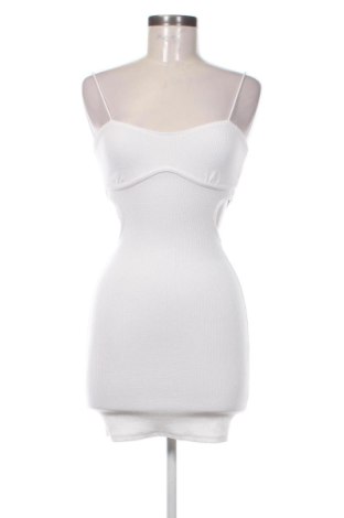 Φόρεμα Bershka, Μέγεθος S, Χρώμα Λευκό, Τιμή 13,23 €, #137288690