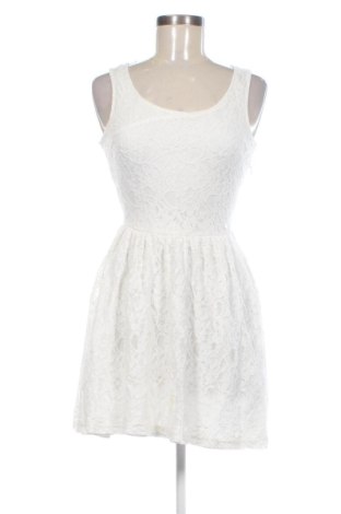 Rochie Chillin, Mărime XS, Culoare Alb, Preț 92,99 Lei, #137290671