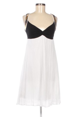Rochie Queen, Mărime M, Culoare Multicolor, Preț 157,47 Lei, #137304029