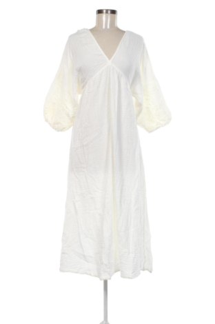 Rochie Mango, Mărime S, Culoare Alb, Preț 132,85 Lei, #137305866