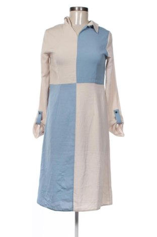 Rochie Puane, Mărime M, Culoare Multicolor, Preț 132,00 Lei, #137306493