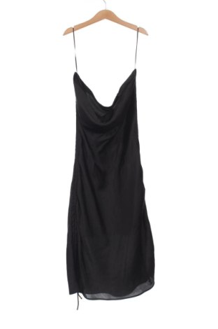 Rochie Bershka, Mărime M, Culoare Negru, Preț 63,00 Lei, #137309840