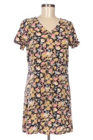 Φόρεμα Vero Moda, Μέγεθος M, Χρώμα Πολύχρωμο, Τιμή 10,00 €, #137311927